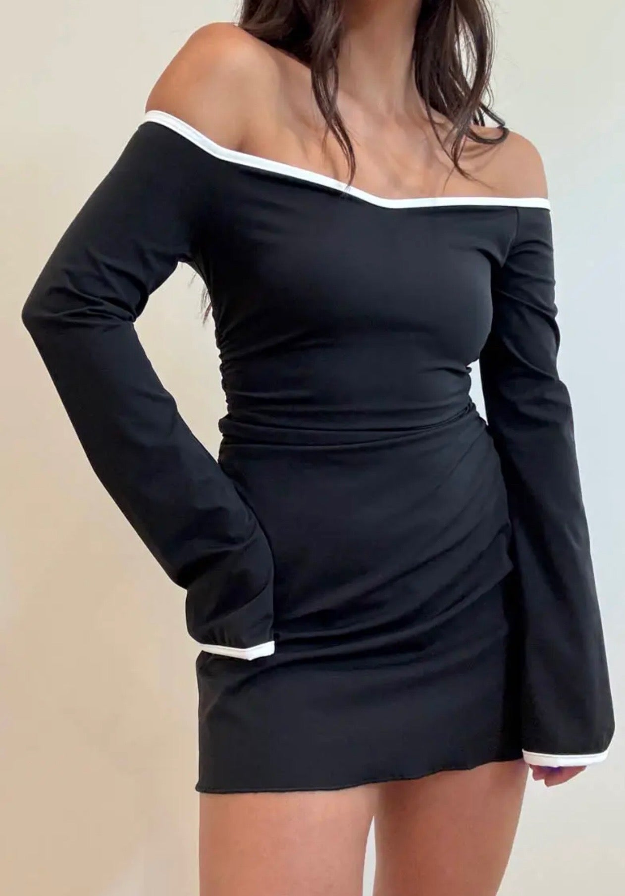 SOFT ERA MINI DRESS-BLACK